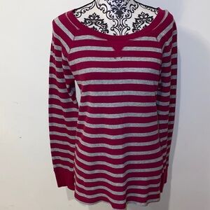 5/$25 Old Navy Red and Gray Striped Long Sleeve Tee